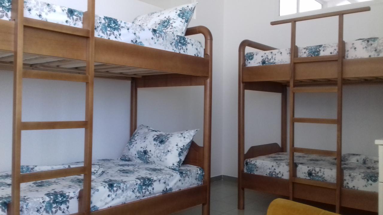 Kruja Hostel Bagian luar foto