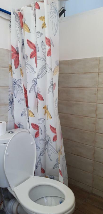 Kruja Hostel Bagian luar foto