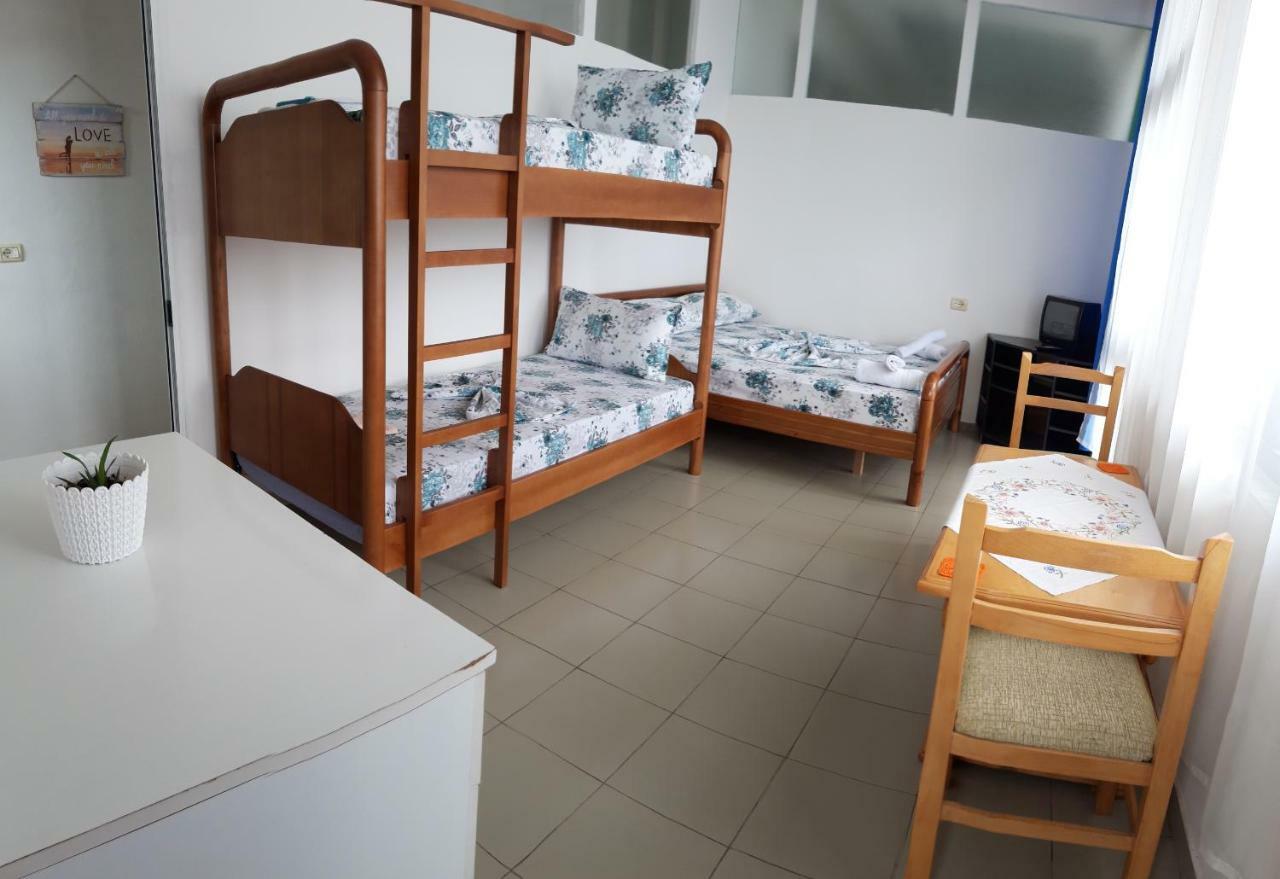 Kruja Hostel Ruang foto